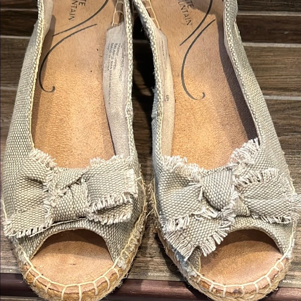 White Mountain Mossy Gray Fabric Espadrille Sandals with Bow Detail